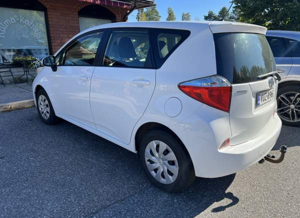 Toyota Verso-S Иматра - изображение 3
