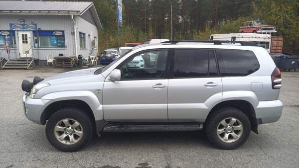 Toyota Land Cruiser Nilsiä – foto 6