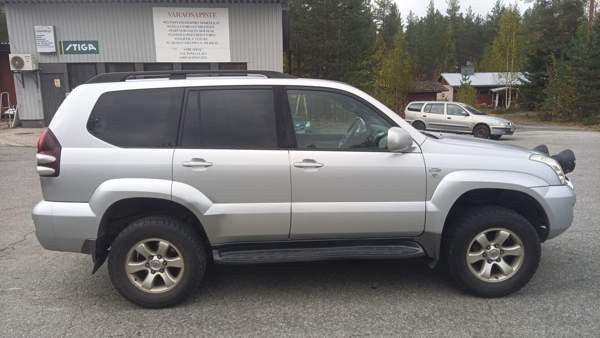 Toyota Land Cruiser Nilsiä – foto 3