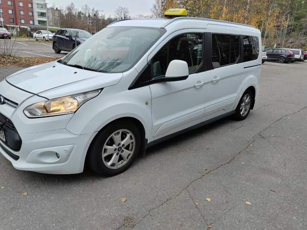 Ford Grand Tourneo Connect Tampere - valokuva 5