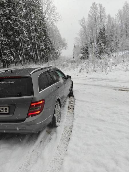 Mercedes-Benz C Kuhmoinen - valokuva 8