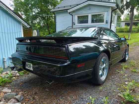 Pontiac Firebird Urjala