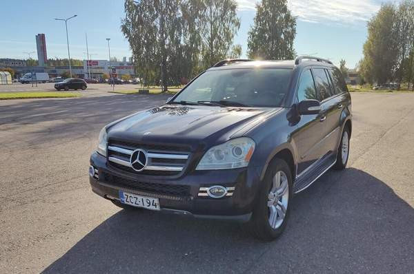 Mercedes-Benz GL Tampere - valokuva 1