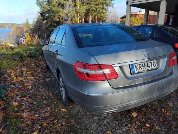 Mercedes-Benz E Viljakkala - valokuva 2