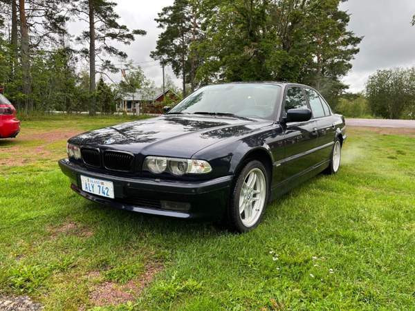 BMW 750 Lemland - изображение 1