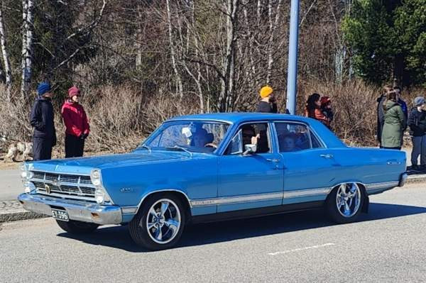 Ford Fairlane Oulu - valokuva 1