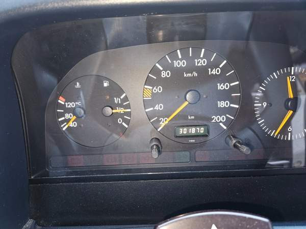 Mercedes-Benz 300 Lieksa - изображение 4