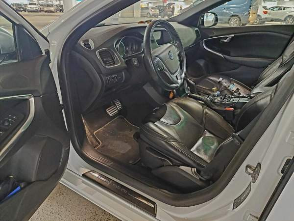 Volvo V40 Vantaa - valokuva 5