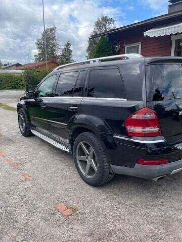 Mercedes-Benz GL Helsinki - valokuva 3