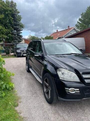 Mercedes-Benz GL Helsinki - valokuva 5