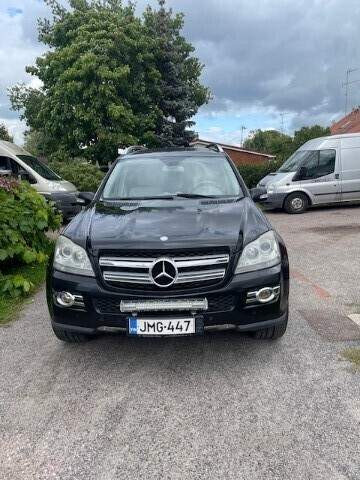Mercedes-Benz GL Helsinki - valokuva 4