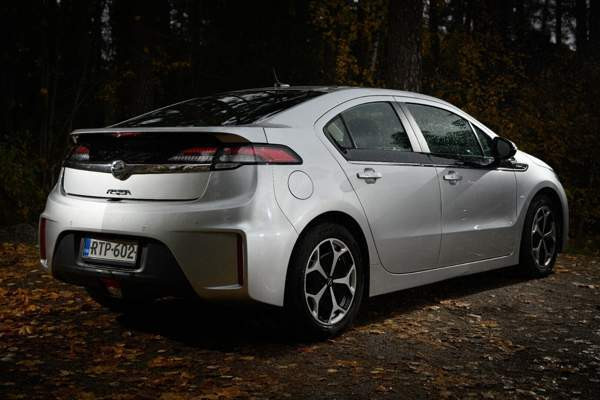 Opel Ampera Turtkul - valokuva 6