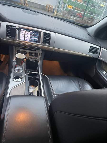 Jaguar XF Espoo - valokuva 8