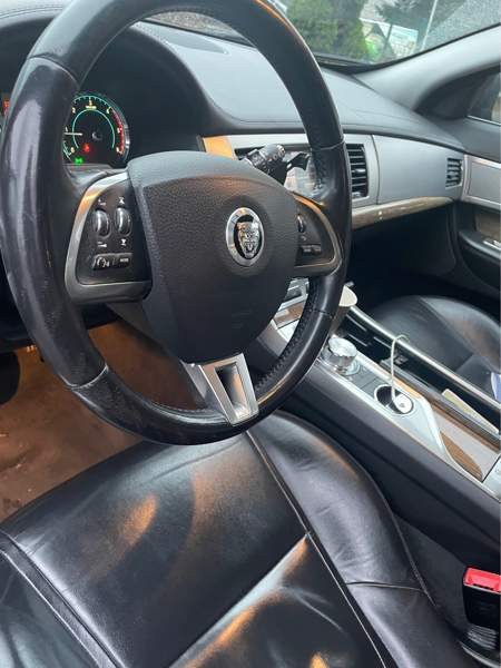 Jaguar XF Espoo - valokuva 7