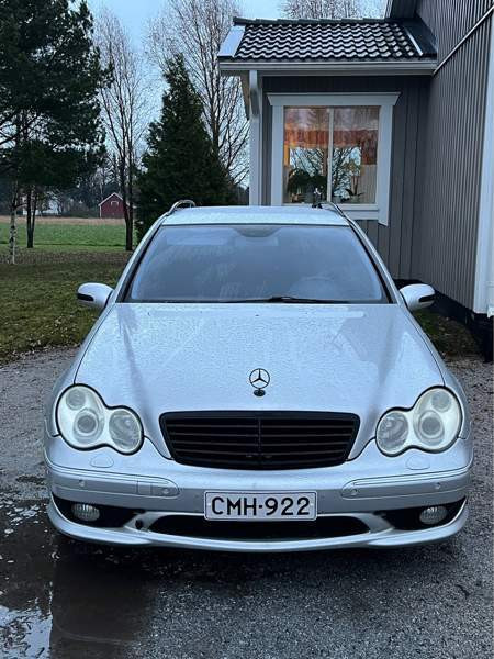 Mercedes-Benz C 32 AMG Marttila - photo 1