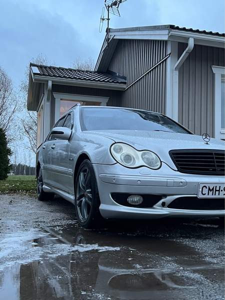 Mercedes-Benz C 32 AMG Marttila - photo 2