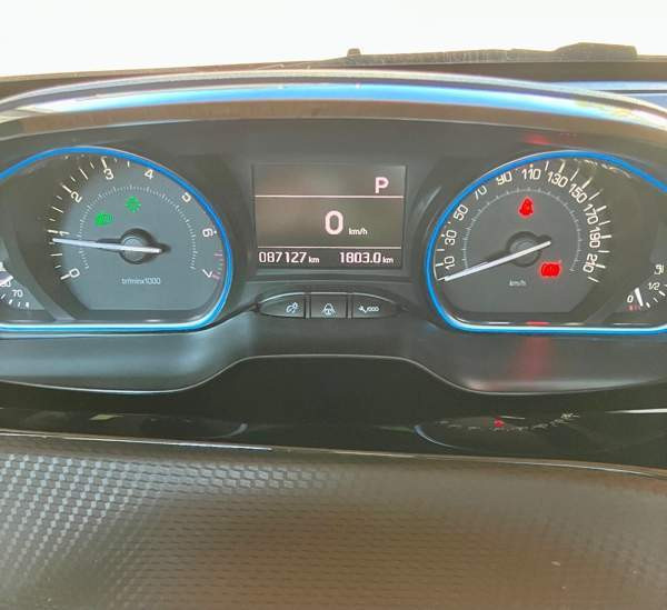 Peugeot 2008 Espoo - valokuva 5