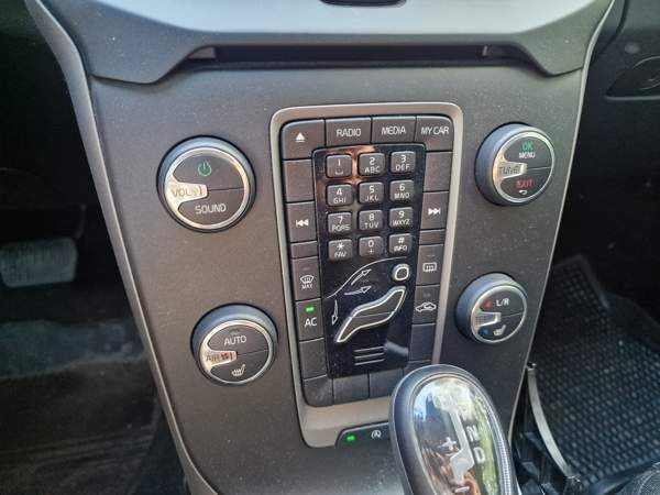 Volvo V40 Chukotskiy Avtonomnyy Okrug - valokuva 7