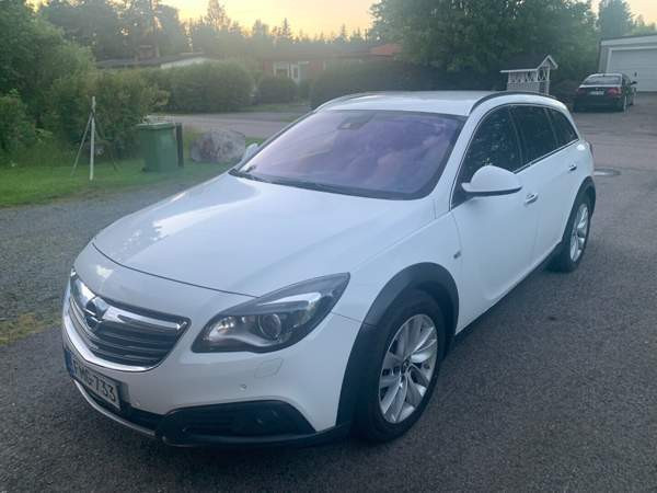 Opel Insignia Pyhäntä - valokuva 4