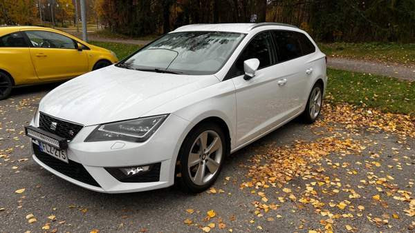 Seat Leon ST Tampere - valokuva 2