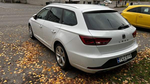 Seat Leon ST Tampere - valokuva 3