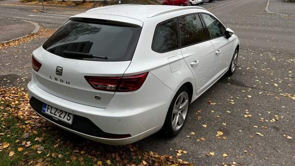 Seat Leon ST Tampere - valokuva 4