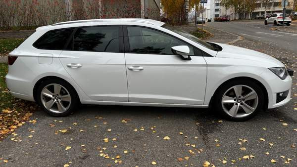 Seat Leon ST Tampere - valokuva 5