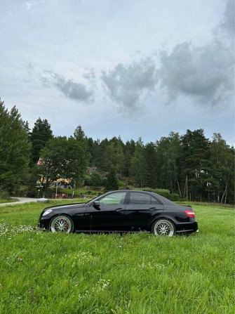 Mercedes-Benz E Halikko - изображение 4