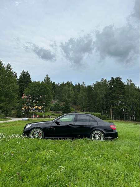 Mercedes-Benz E Halikko - valokuva 4