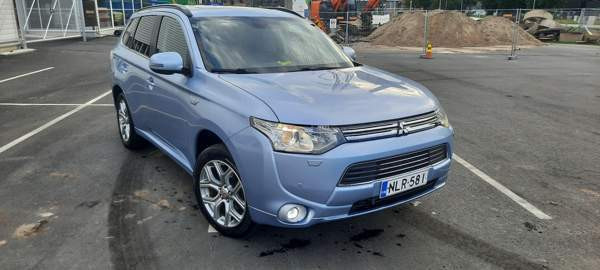 Mitsubishi Outlander PHEV Оулу - изображение 1