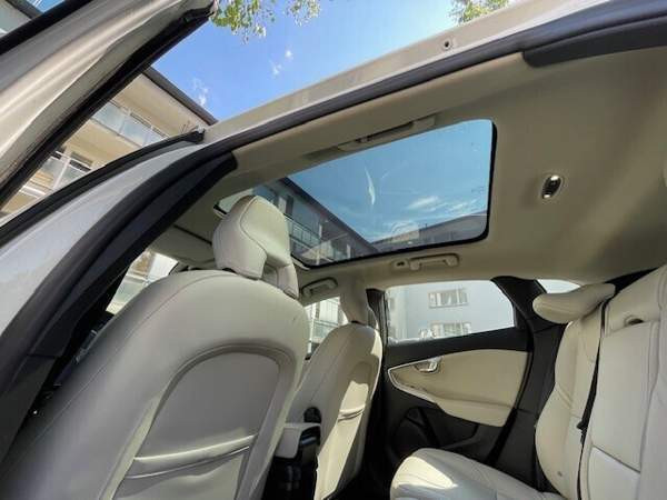 Volvo V40 Helsinki - valokuva 4