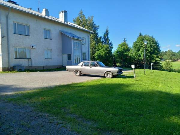 Ford Fairlane Kuopio - valokuva 3