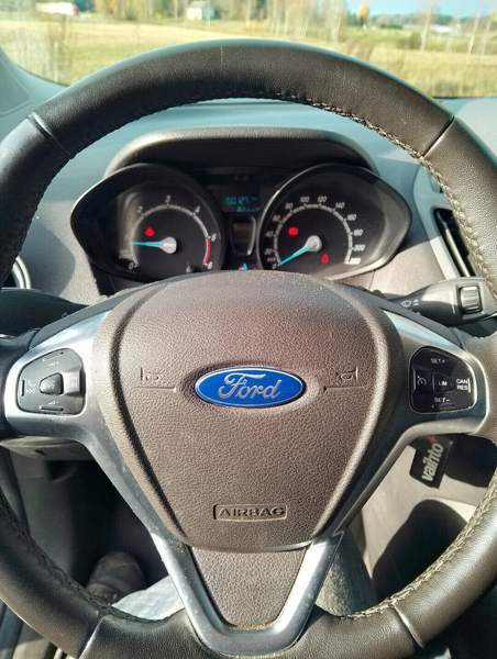 Ford Courier Ypäjä - valokuva 5