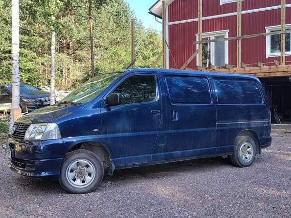 Toyota Hiace Коувола - изображение 1