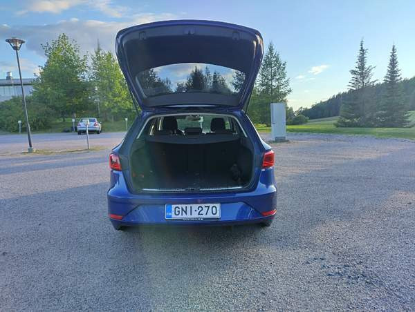 Seat Leon ST Lohja - valokuva 8