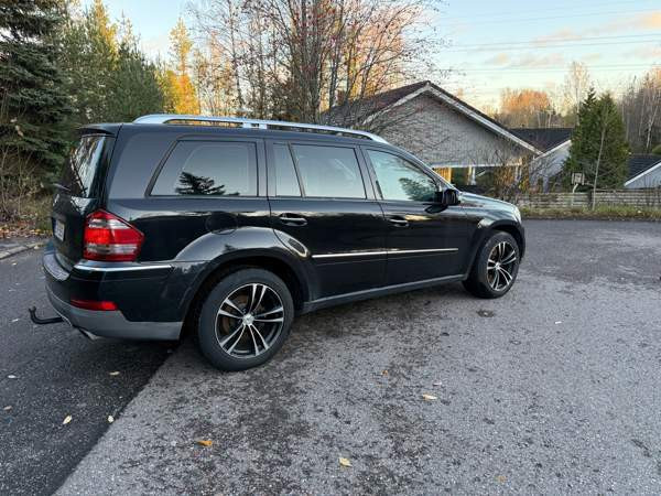 Mercedes-Benz GL Эспоо - изображение 2