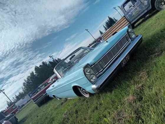 Ford Galaxie Jokioinen