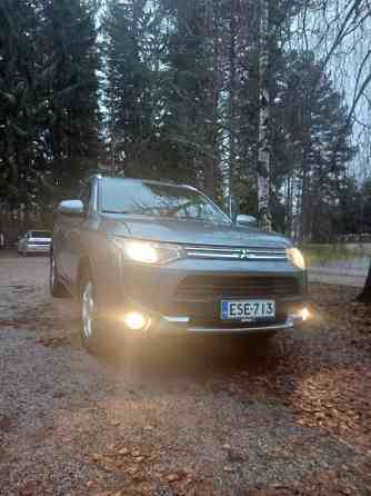 Mitsubishi Outlander PHEV Sarov