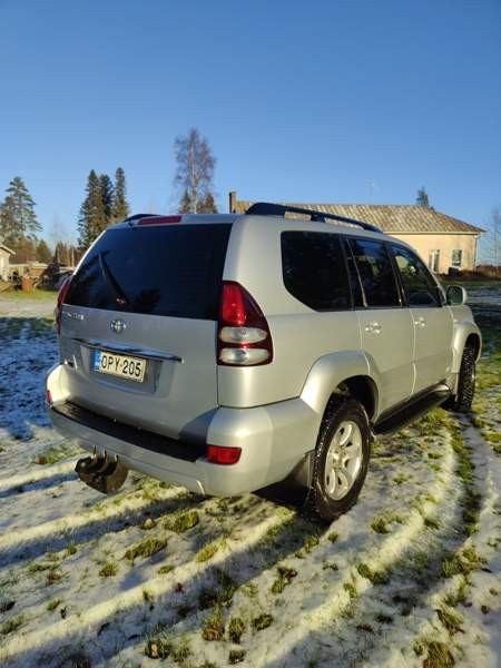 Toyota Land Cruiser Vihanti - изображение 3