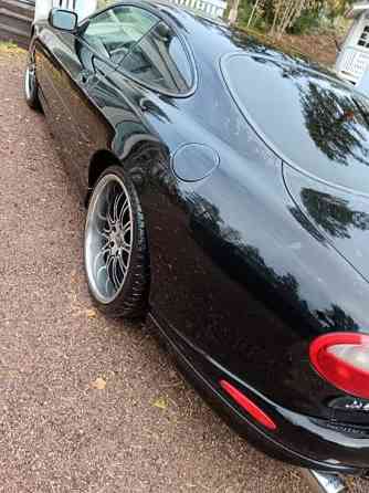 Jaguar XKR Ruotsinpyhtää