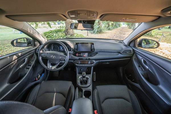 Hyundai i30 Fastback Heinola - valokuva 7