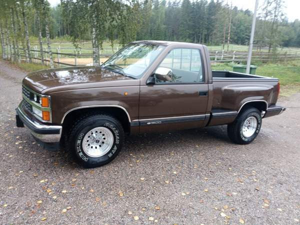 Chevrolet Scottsdale Myrskylä - valokuva 1