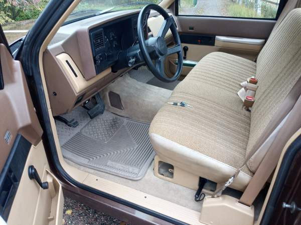 Chevrolet Scottsdale Myrskylä - valokuva 4