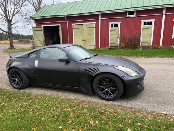 Nissan 350Z Ugleural'skiy - valokuva 1