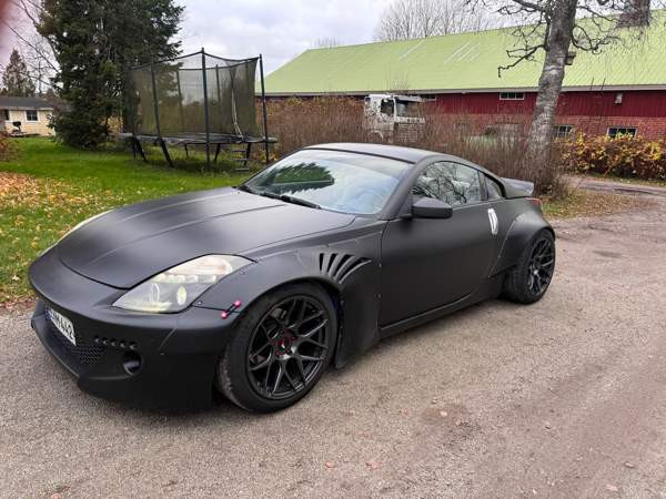 Nissan 350Z Ugleural'skiy - valokuva 2