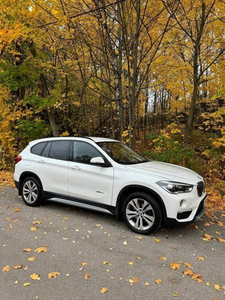 BMW X1 Helsinki - valokuva 2