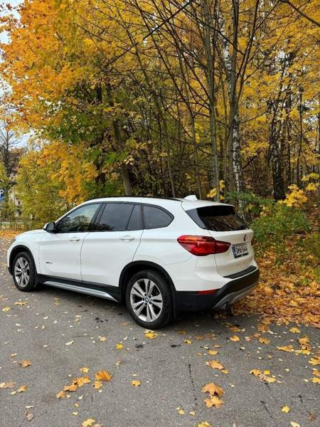 BMW X1 Helsinki - valokuva 3