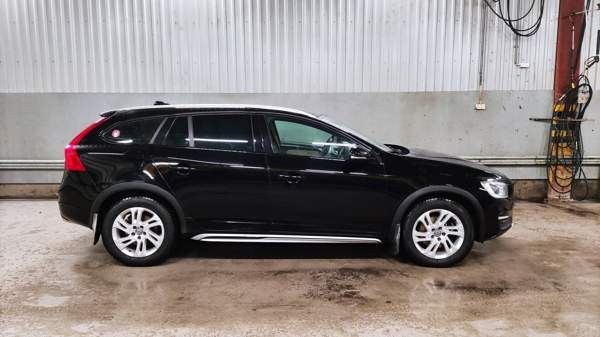 Volvo V60 Cross Country Jyvaeskylae – foto 5