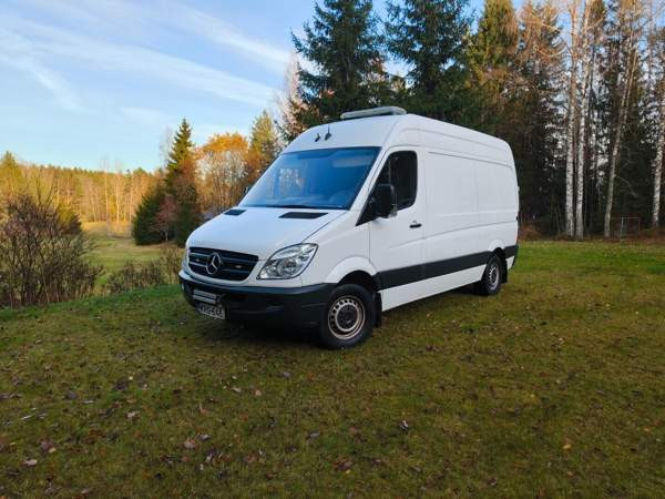 Mercedes-Benz Sprinter Kirkkonummi - valokuva 1