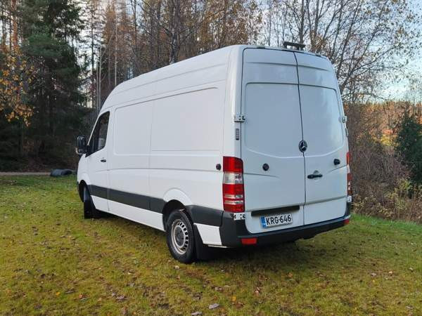Mercedes-Benz Sprinter Kirkkonummi - valokuva 2